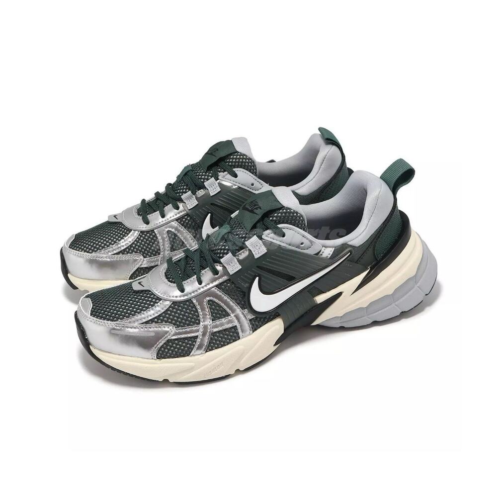 Nike V2k Run Men Lifestlye Casual Vintage Shoes Sneaker 11.5 Men/ 13 Wmns